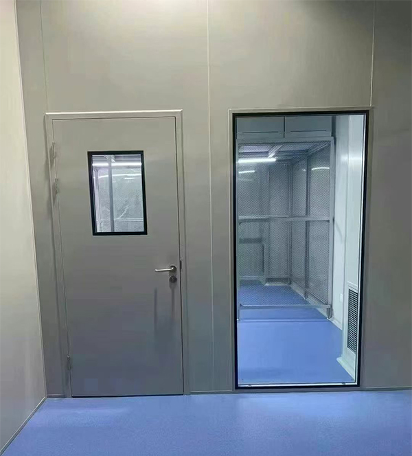 学校教学楼完成吉木乃防火门标准化安装